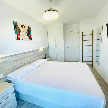 Salvis Balcon Y Piscina Apartment *