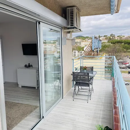 Apartamento con piscina y balcón recién reformado * Platja d'Aro